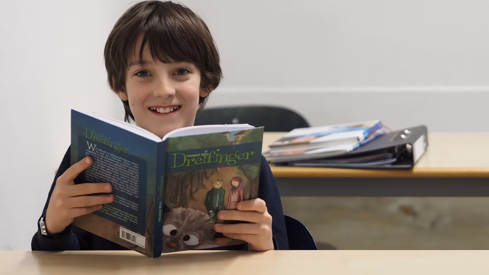 Rezension zu „Dreifinger“ von Thomas Will