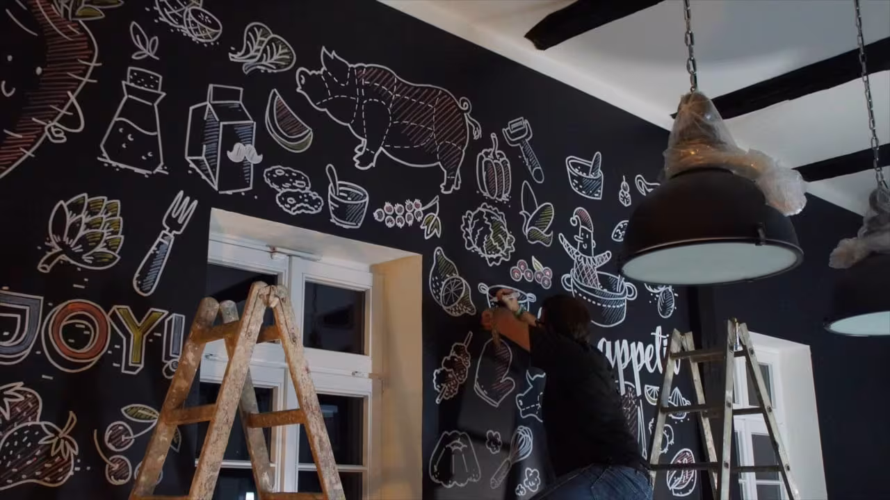 Mensa-Walldesign im Zeitraffer