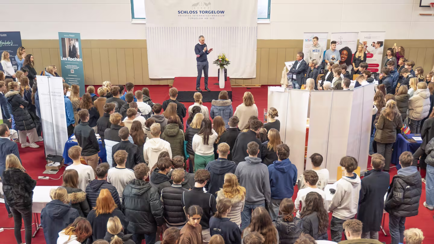 Internatsleiter Markus Klein beim Messevortrag zur Berufsorientierung
