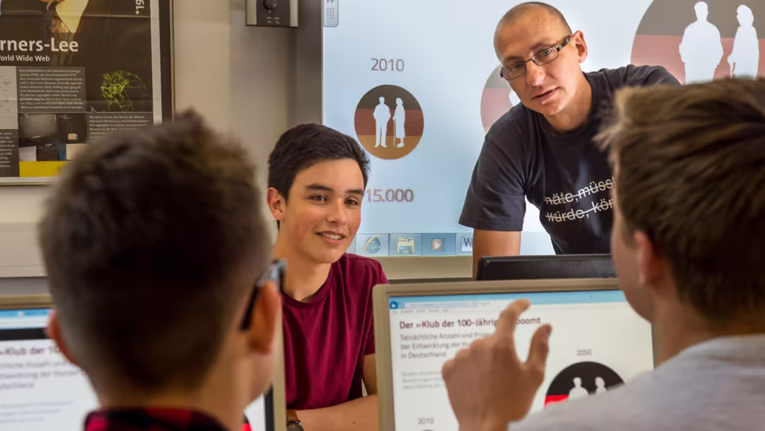 Moderner Unterricht mit interactive Smartboards