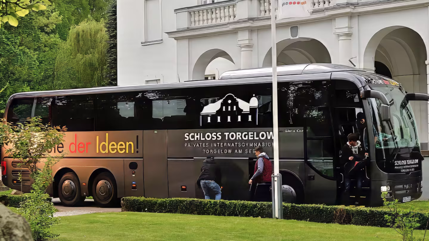 Der Schlossbus
