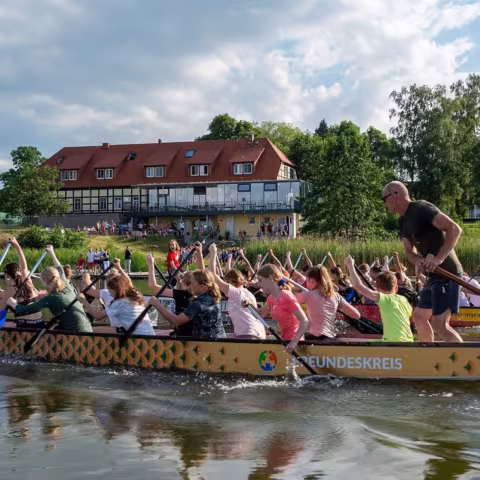 Bootsrennen auf Schloss Torgelow