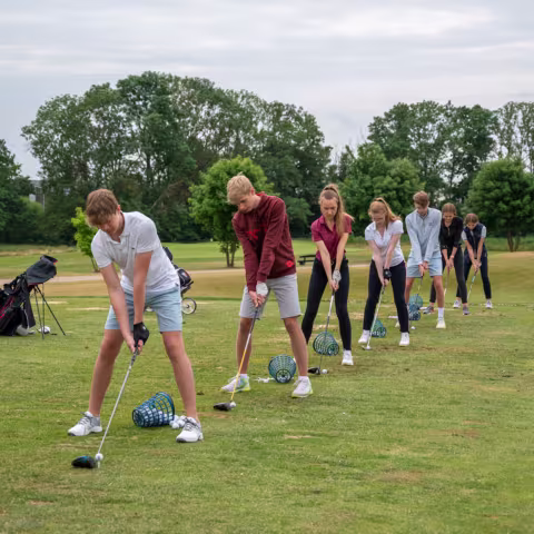 Golfen: Sport im privaten Internatsgymnasium Torgelow am See