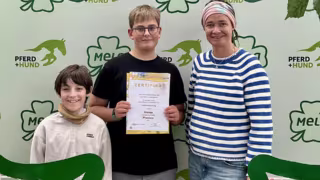 Auszeichnung für unseren Schulhonig in Premiumqualität